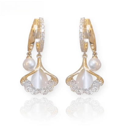 Apricot Leaf Pearl Earrings