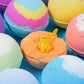 🛁 ¡50% DE DESCUENTO AHORA! 🎁 Set de regalo de 12 bombas de baño para niños – Efervescentes de colores seguros para la piel con juguetes sorpresa dentro, perfectos como recuerdos de fiesta ✨