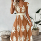 Vestido maxi fluido con estampado barroco y cuello de pico para mujer